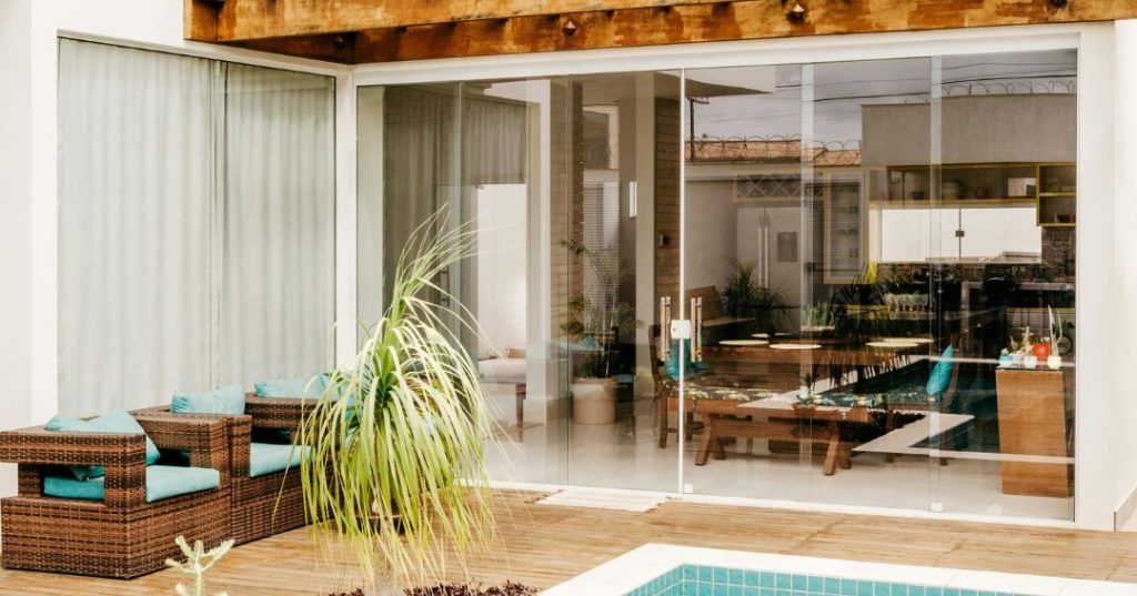 Portas de vidro em Maceió